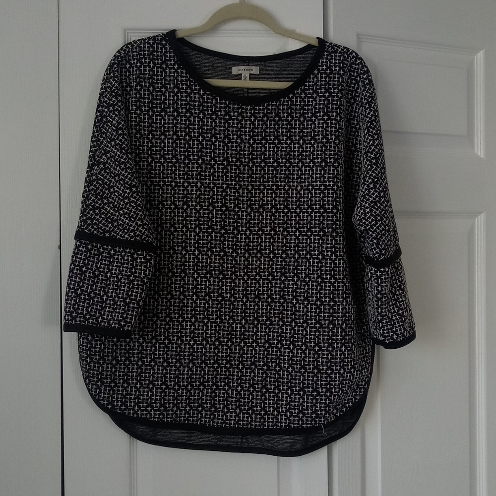 MAX STUDIO BLACK/WHITE TOP